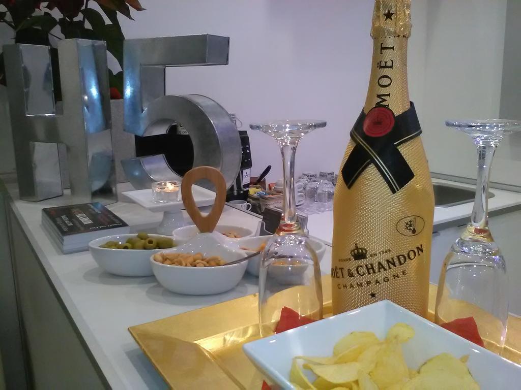 H5-5H Luxury Room Maranello Buitenkant foto