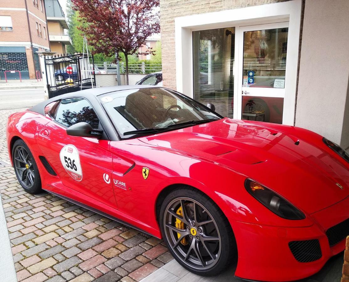 H5-5H Luxury Room Maranello Buitenkant foto