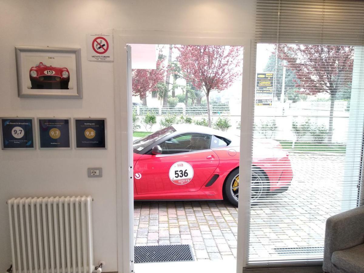 H5-5H Luxury Room Maranello Buitenkant foto